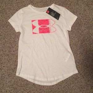 Under Armour Girls Youth Medium shirt